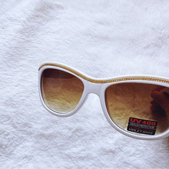 Rina White and Gold Sunglasses - Picture 8 of 13